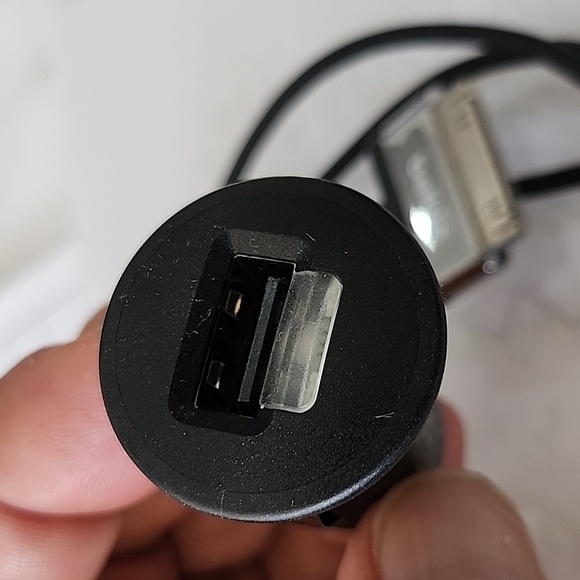 First Generation iPhone Charger - Picture 7 of 7